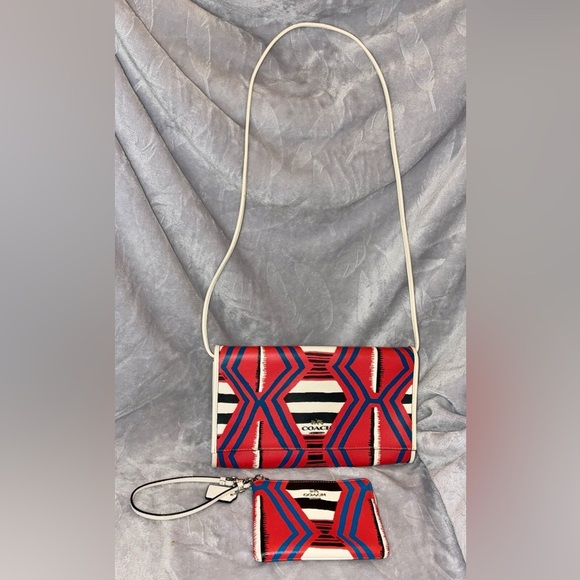 Coach x Coachella Fire Dancer Shoulder Bag with Matching Wristlet - Picture 1 of 9